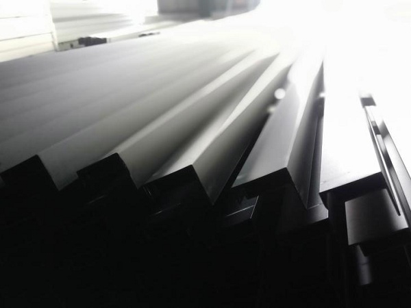 คุณรู้อะไรเกี่ยวกับ Anodization ฟิล์มอลูมิเนียมโปรไฟล์? 